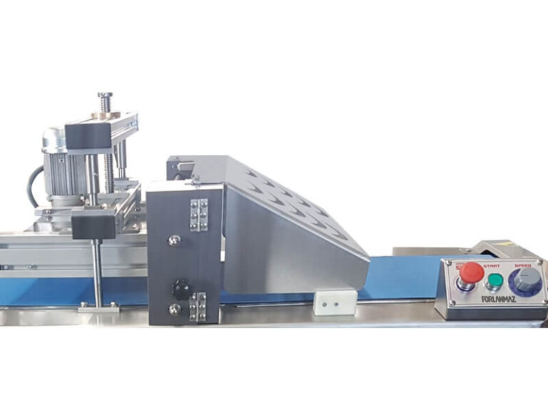 horizontal-cake-slicing-machine-b-1546241584
